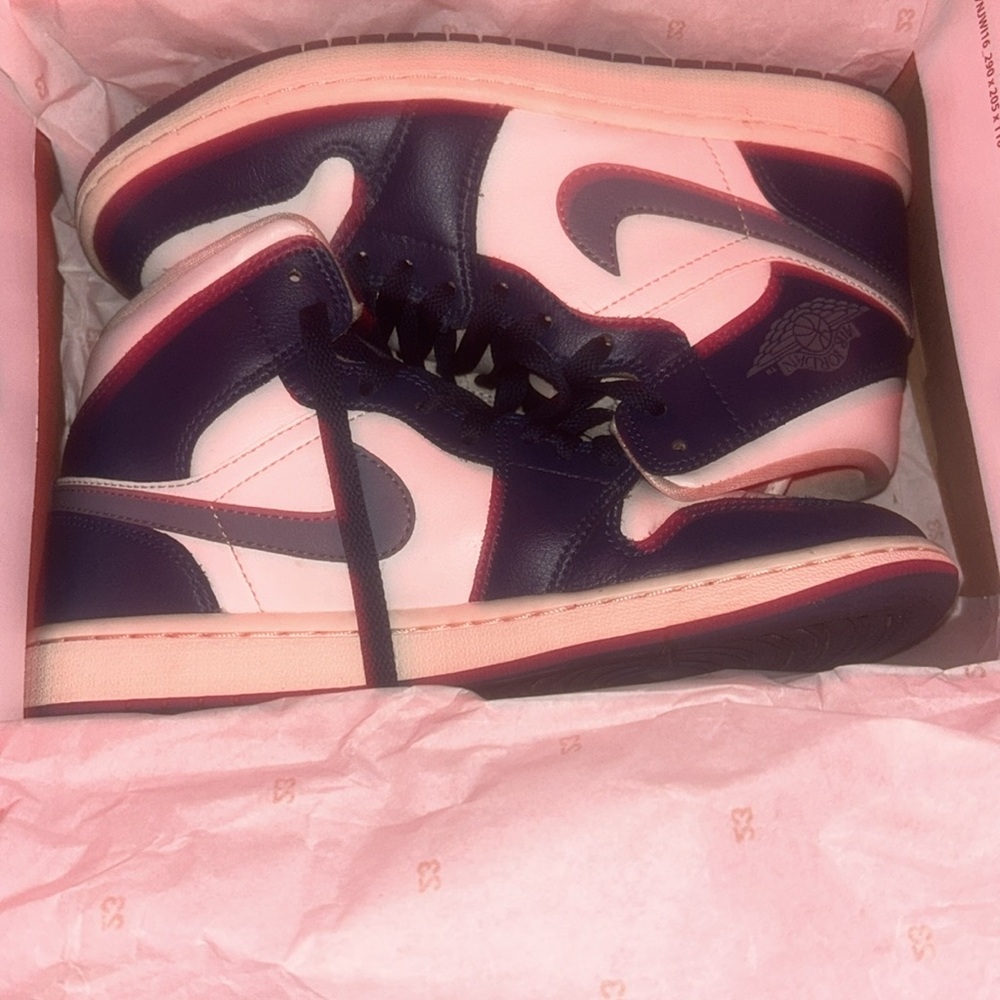 Air Jordan 1 Mid Sky Blue